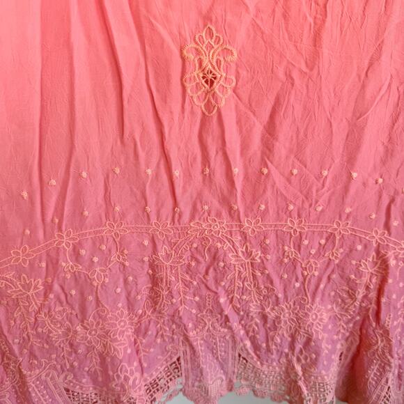 Johnny Was Swiss Dot Top Pink Scoop Neck Embroidered Floral Short Sleeve Sz 2X - Picture 2 of 5